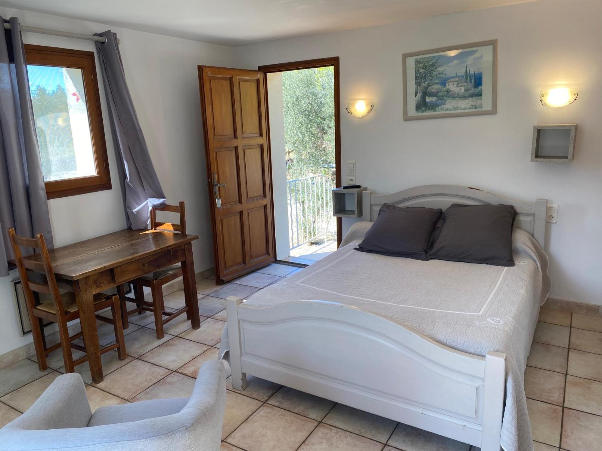 Chambre Une Fenetre Sur Le Ventoux La Clue Plaisians Экстерьер фото